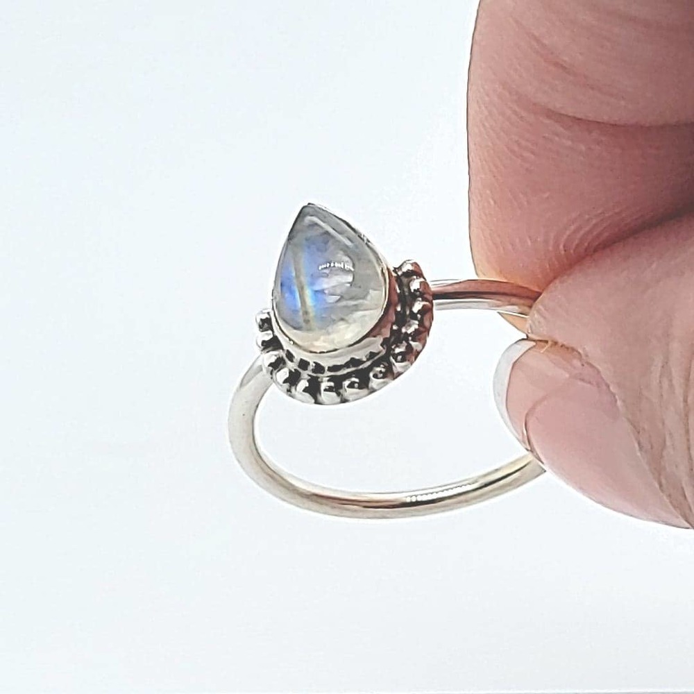 Minimalistic Rainbow Moonstone Ring